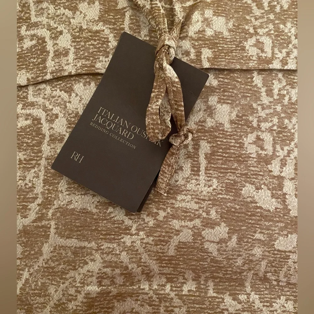 RESTORATION HARDWARE ITALIAN OUSHAK JACQUARD SATEEN BEDDING COLLECTION EURO SHAM